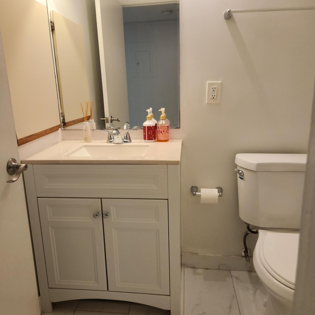 1227 Sw 46th Avenue - Photo 11