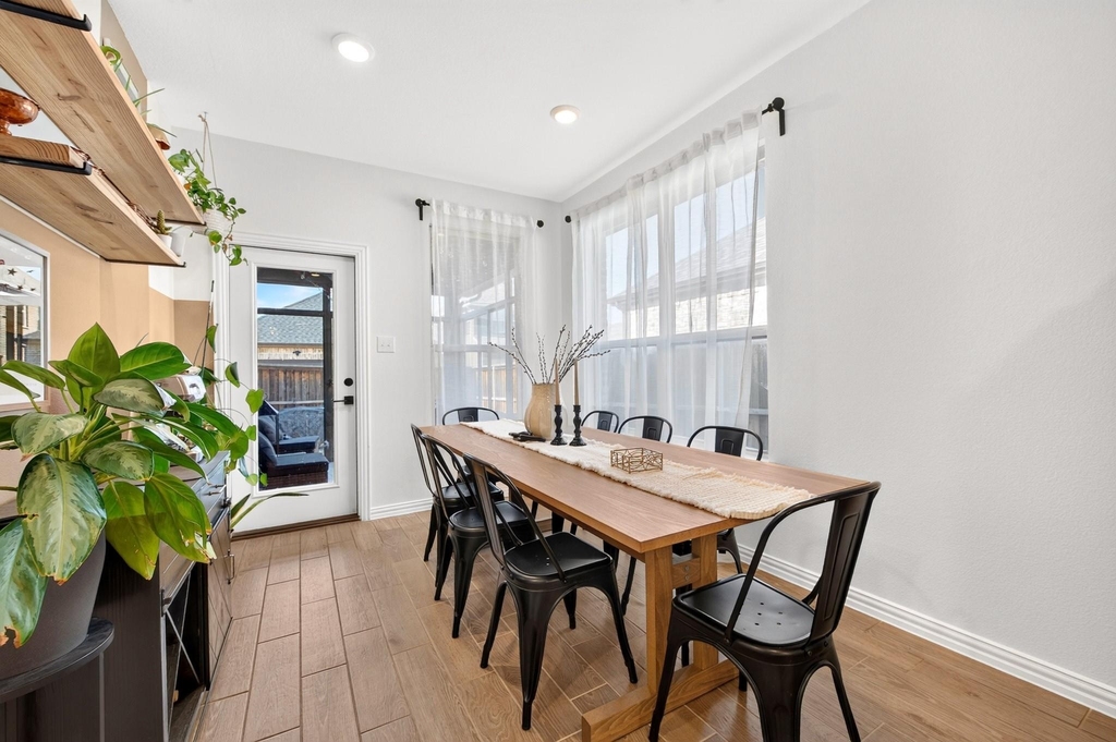 2116 Barx Drive - Photo 14