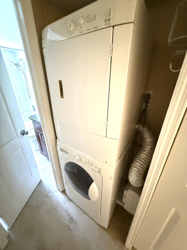 1100 Ne 9th Avenue - Photo 6