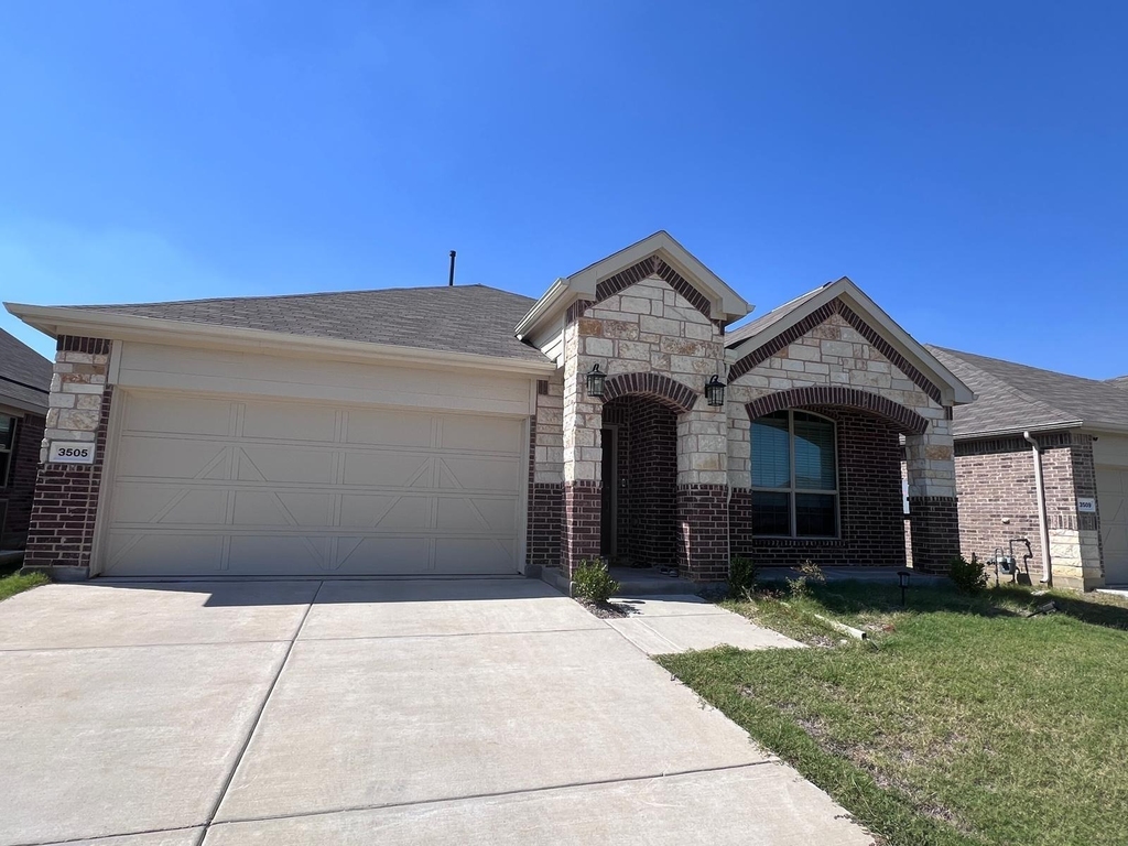 3505 Triumph Drive - Photo 0
