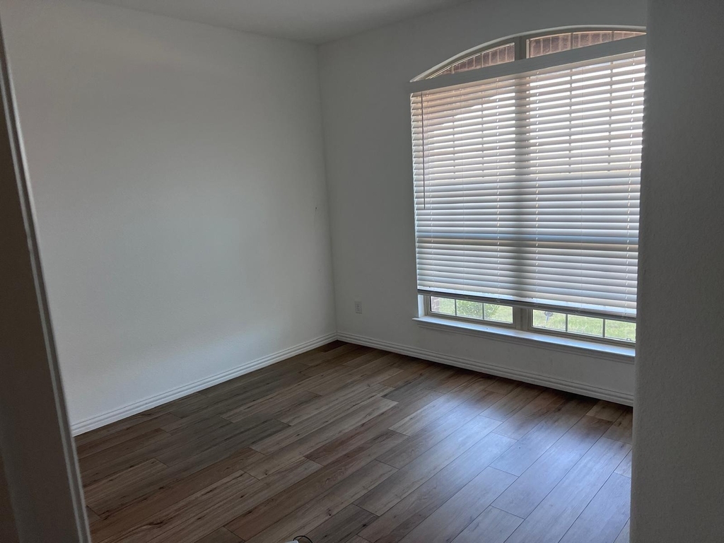 3505 Triumph Drive - Photo 20