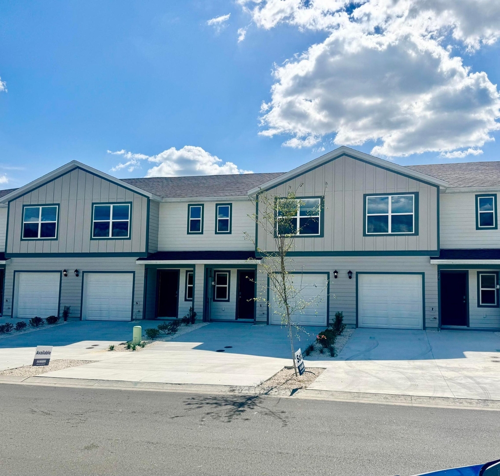 4770 Sw 69th Street - Photo 0