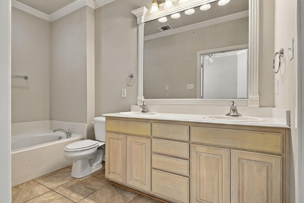 2529 Champagne Drive - Photo 17