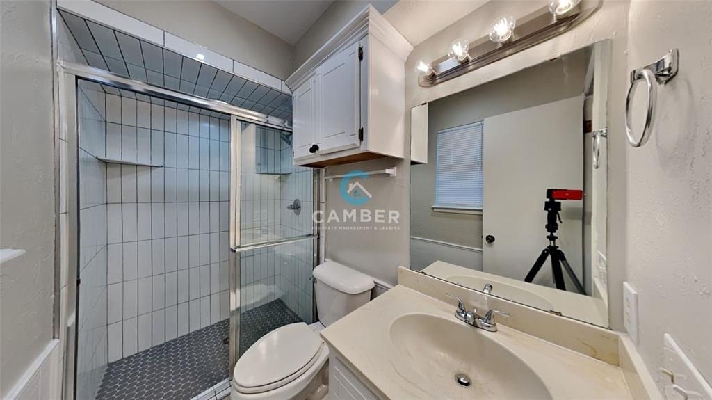 13233 Eastridge Drive - Photo 10