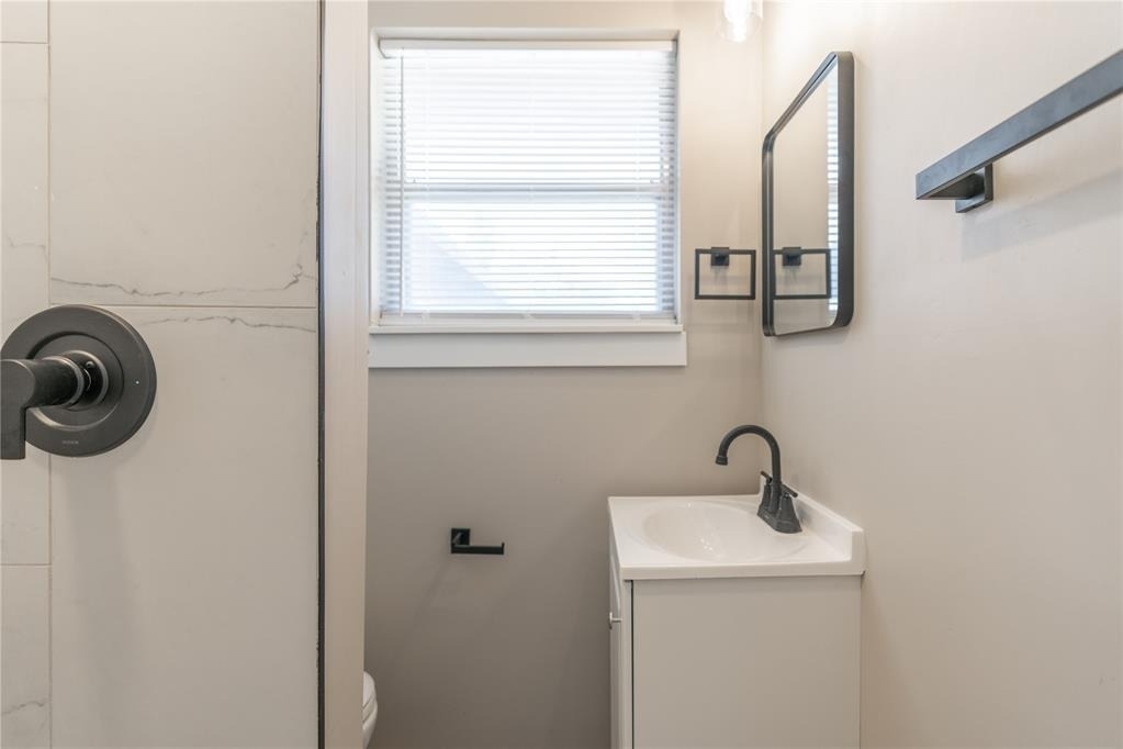 3929 Nw 59th Street - Photo 16