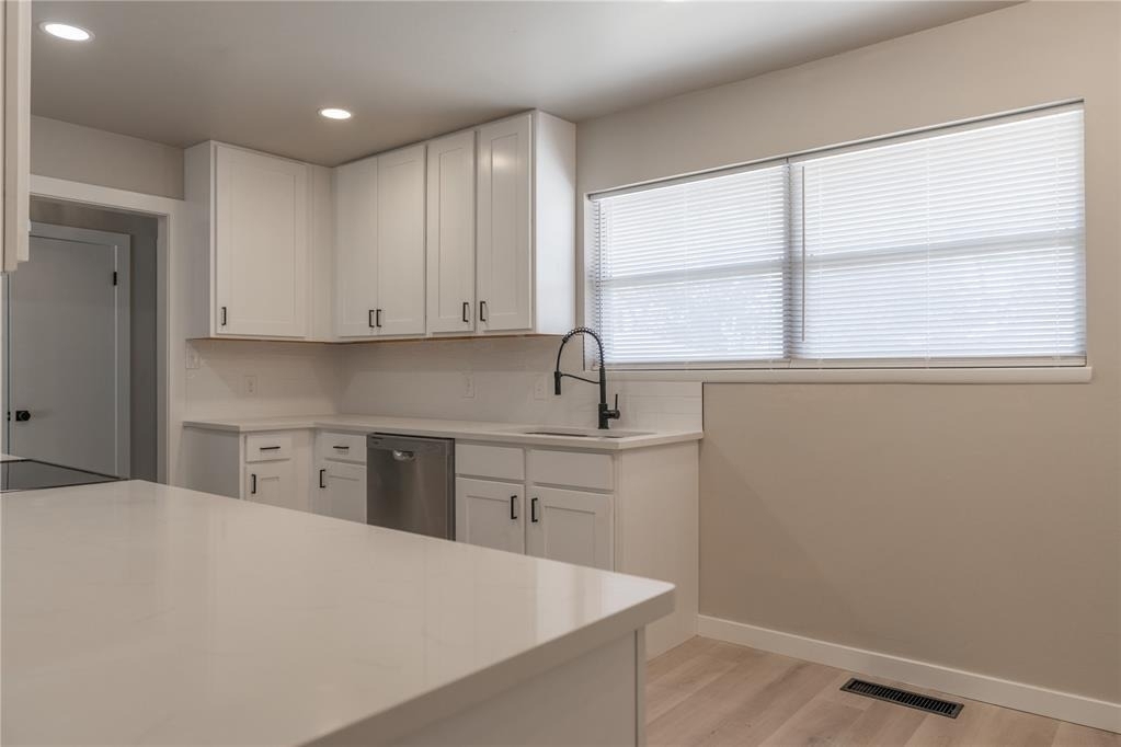 3929 Nw 59th Street - Photo 6