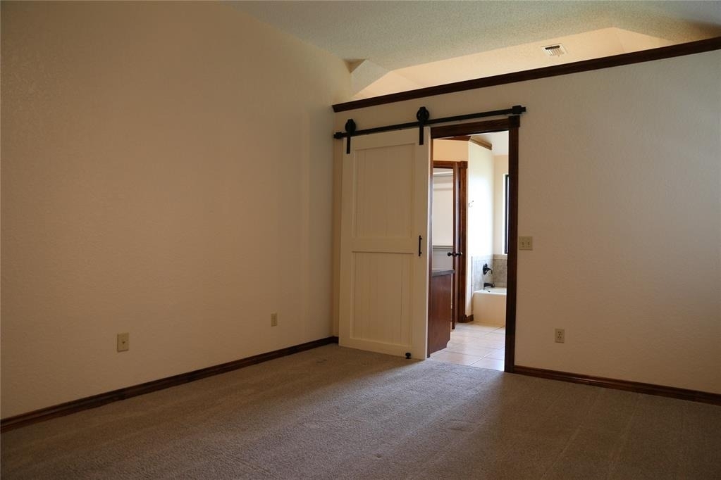 13000 S Robinson Avenue - Photo 7