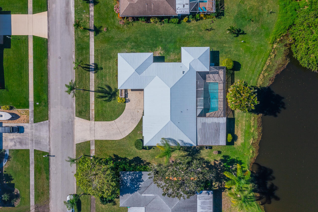 1425 Se Sunshine Avenue - Photo 34