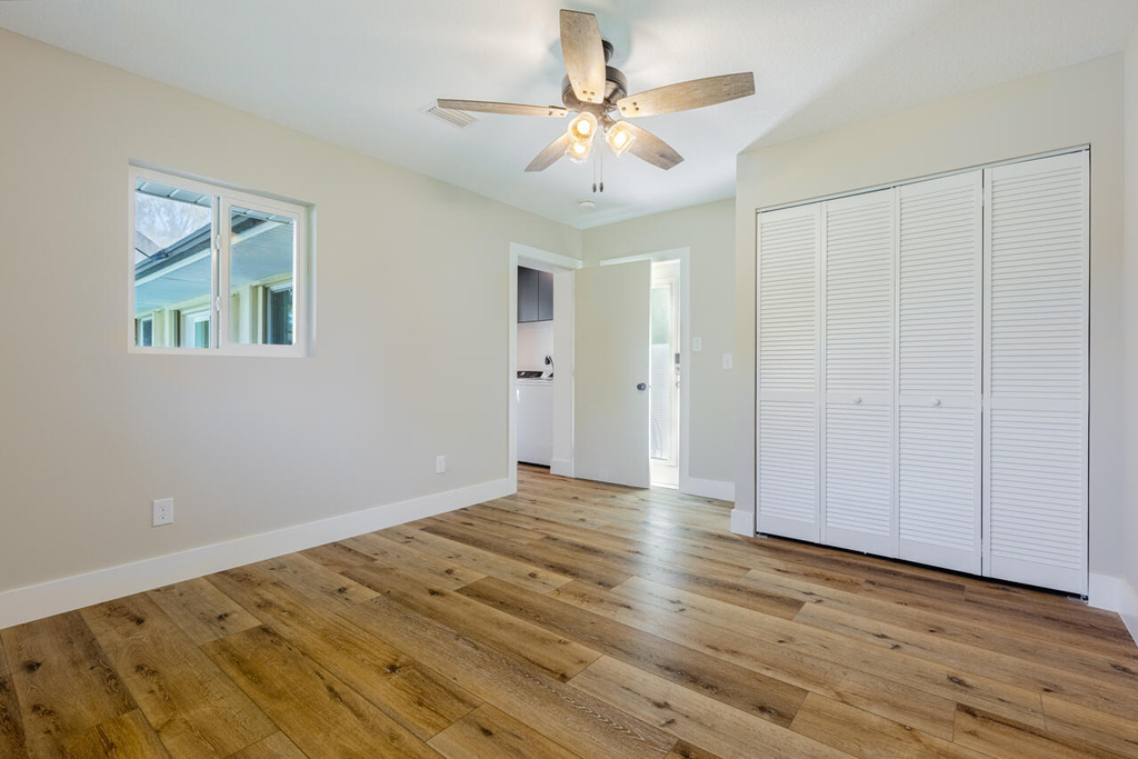 1425 Se Sunshine Avenue - Photo 17