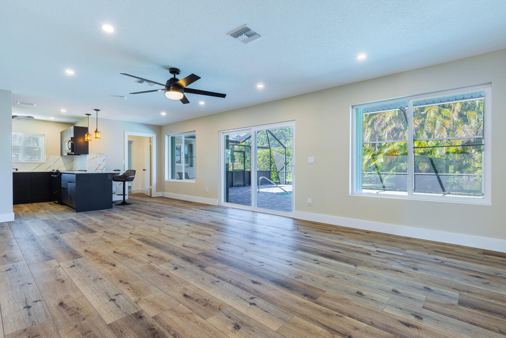 1425 Se Sunshine Avenue - Photo 10
