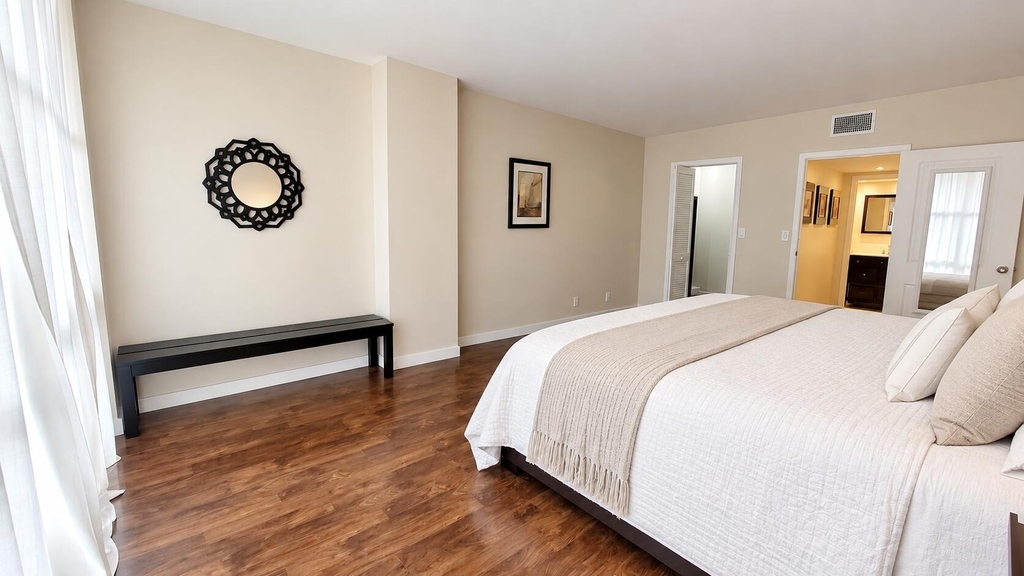 800 Parkview Drive - Photo 15