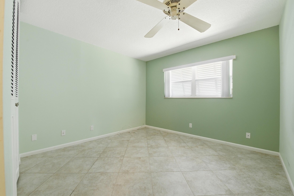 916 Evergreen Drive - Photo 21