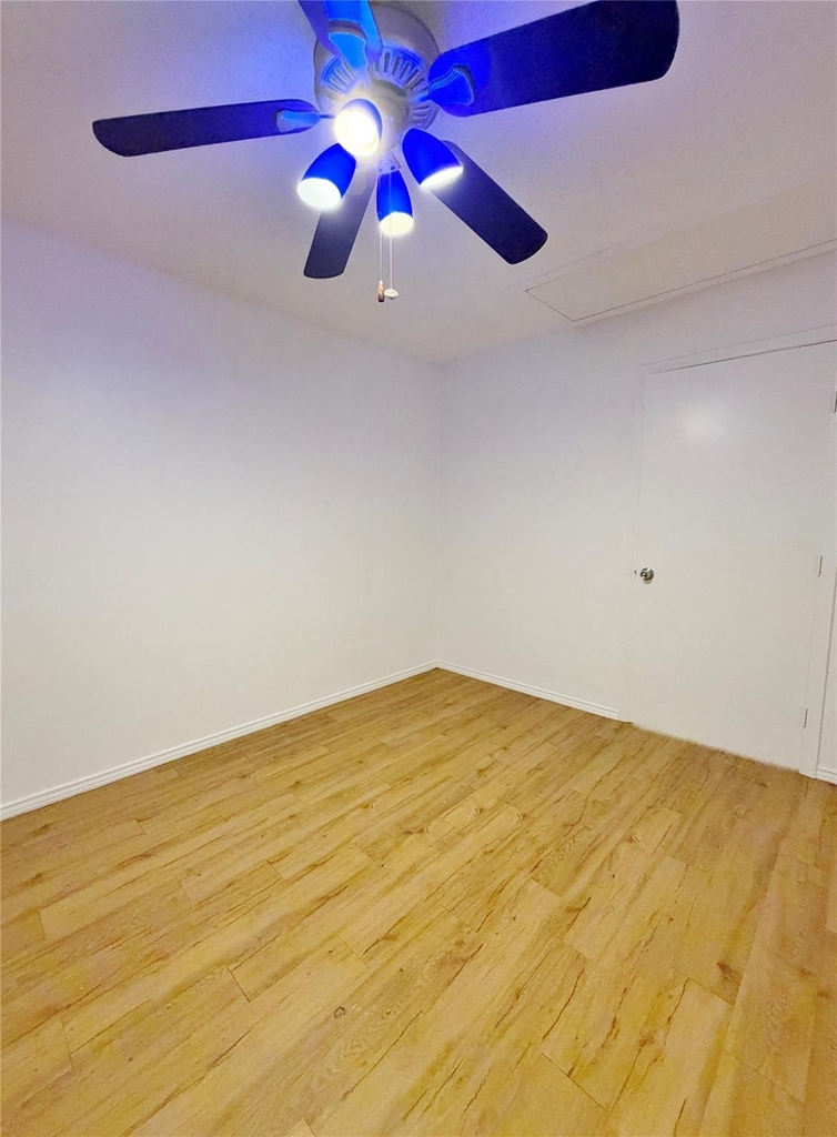 3914 William Street - Photo 9