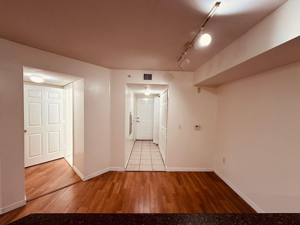 4131 San Marino Boulevard - Photo 3