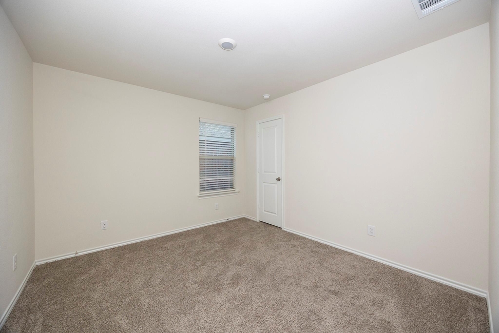 1503 Aleia Cove - Photo 9