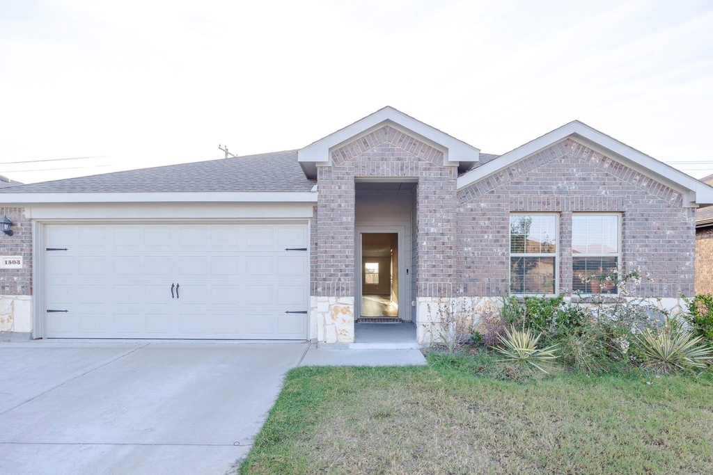 1503 Aleia Cove - Photo 3