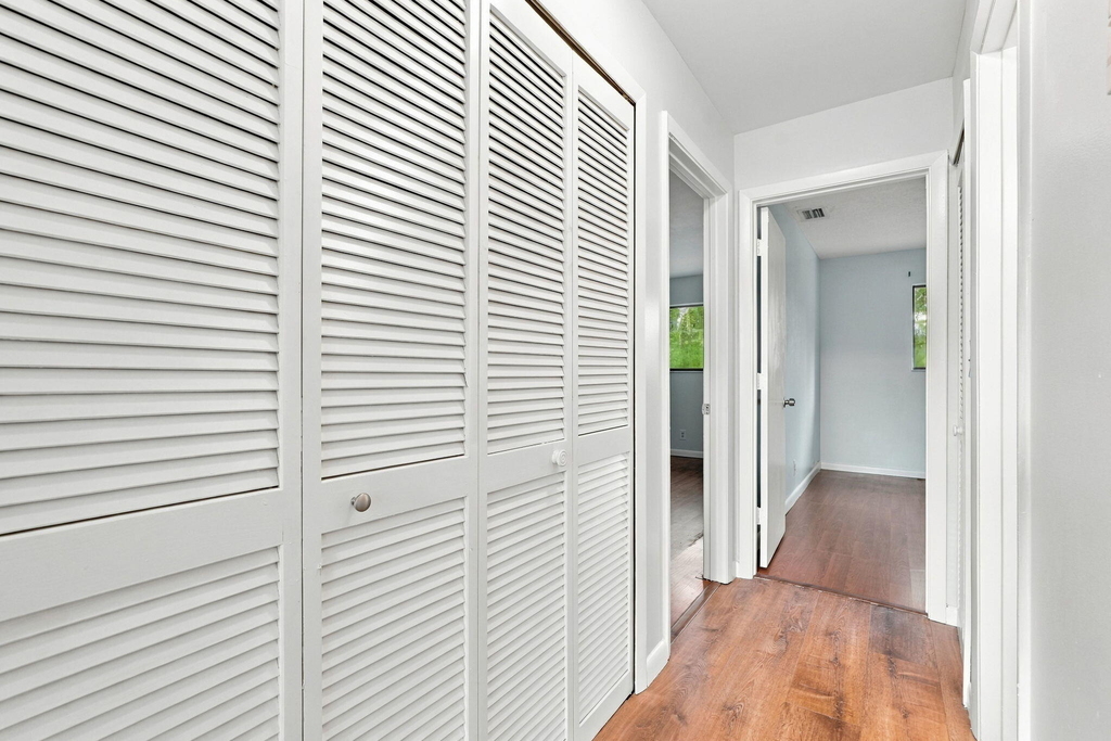6180 Pine Tree Lane - Photo 17