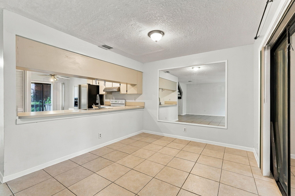 6180 Pine Tree Lane - Photo 30