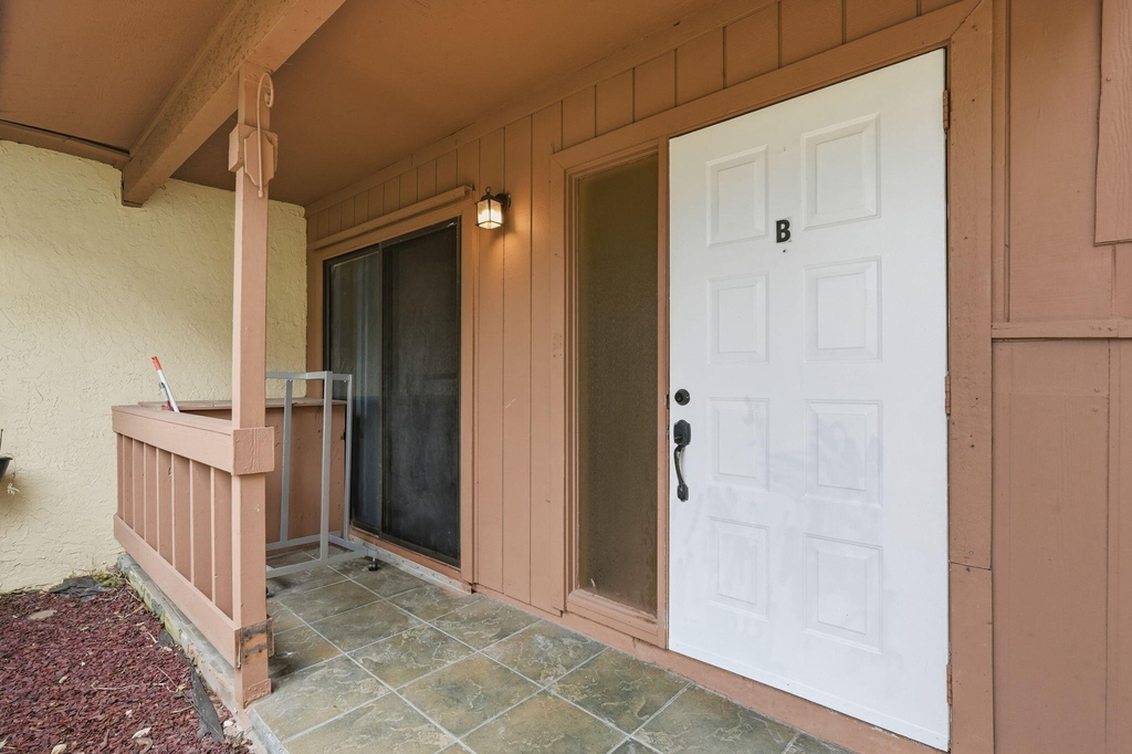 6180 Pine Tree Lane - Photo 42