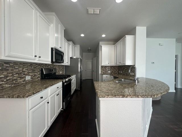 901 Brookville Court - Photo 4