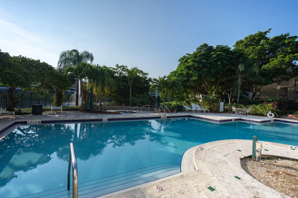 1865 Palm Cove Boulevard - Photo 22