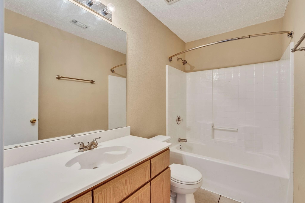 2920 Newport Avenue - Photo 14