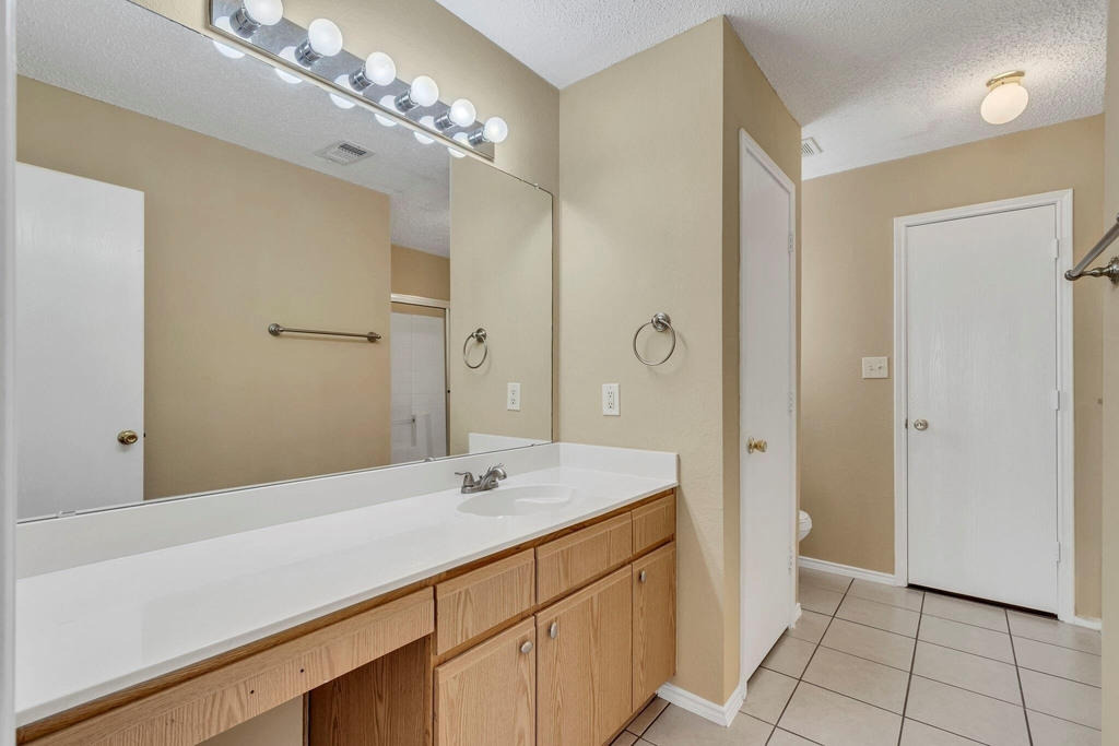 2920 Newport Avenue - Photo 13
