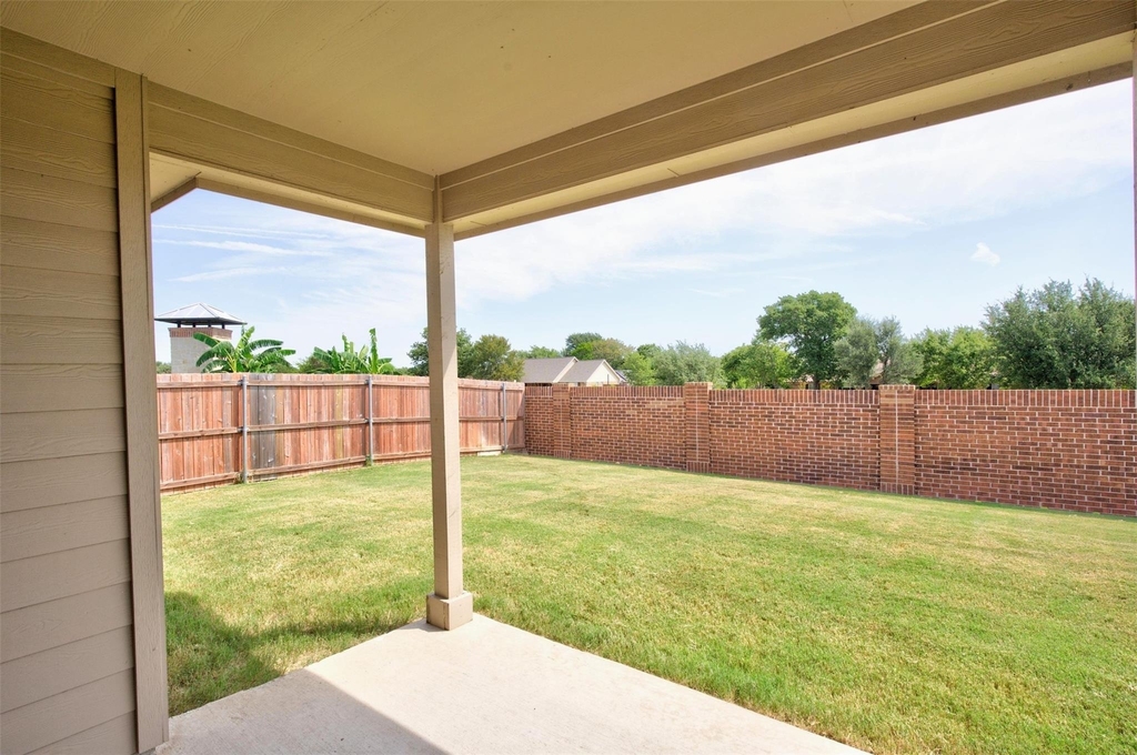 1203 Larkspur Lane - Photo 9