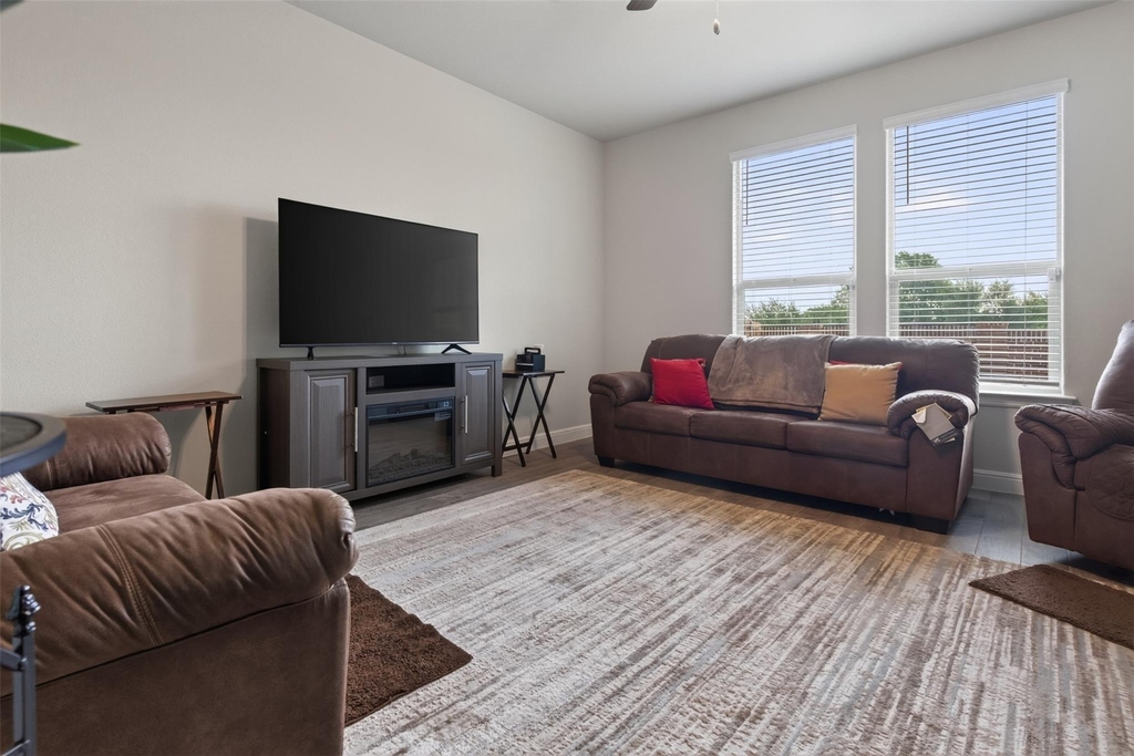 1203 Larkspur Lane - Photo 20