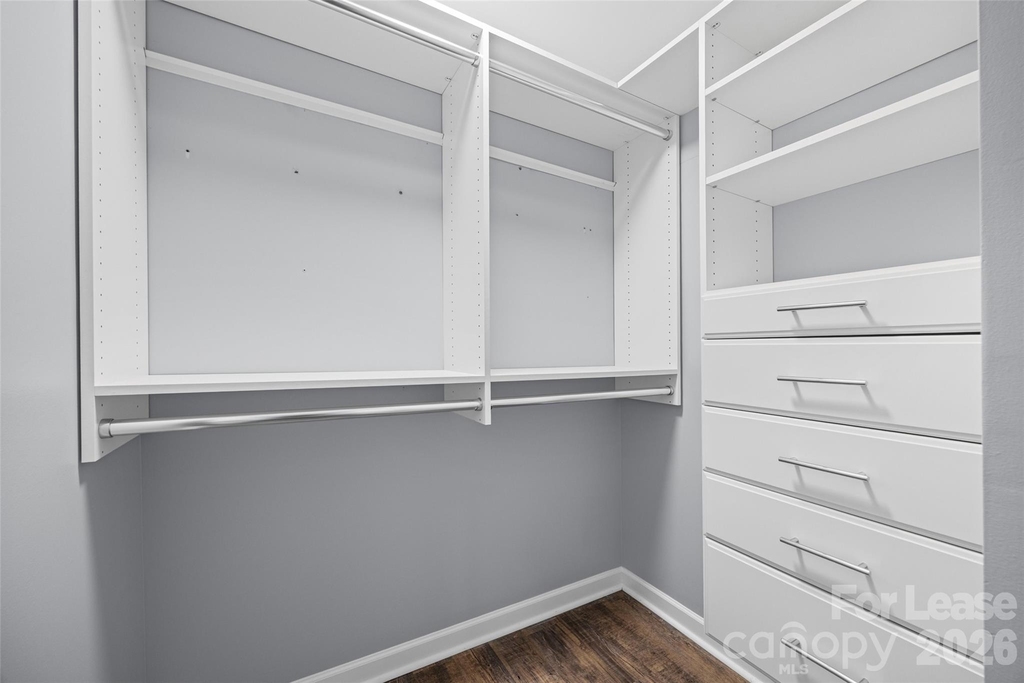 8119 Tremaine Court - Photo 3