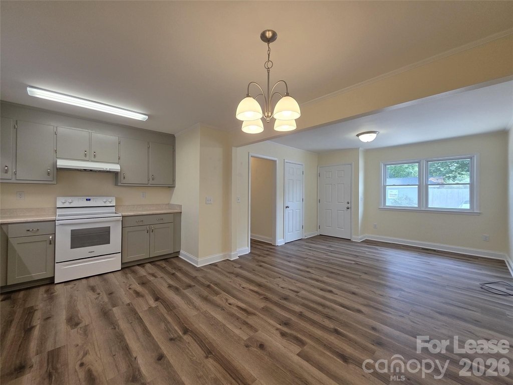 304 Crescent Street - Photo 5