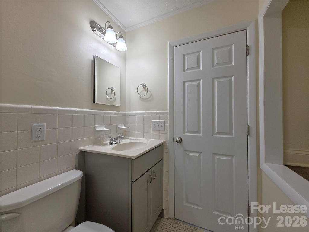 304 Crescent Street - Photo 9