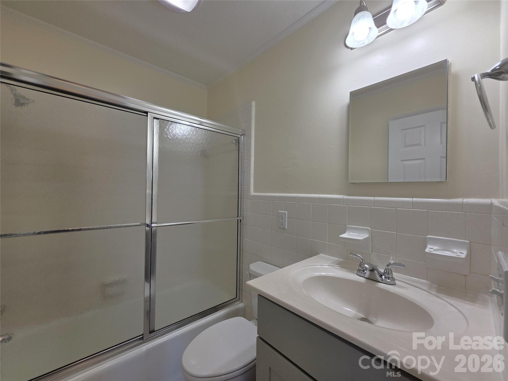 304 Crescent Street - Photo 8