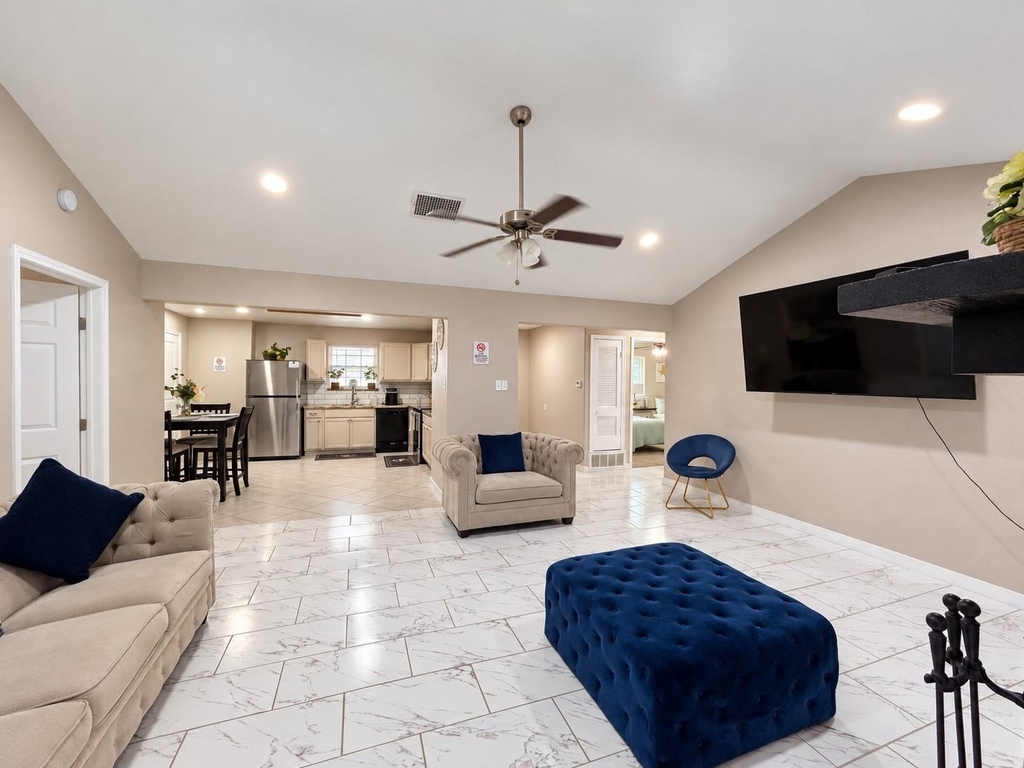 5125 Cloyce Court - Photo 6