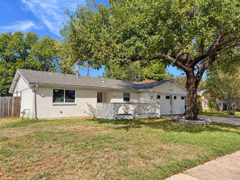 5125 Cloyce Court - Photo 2