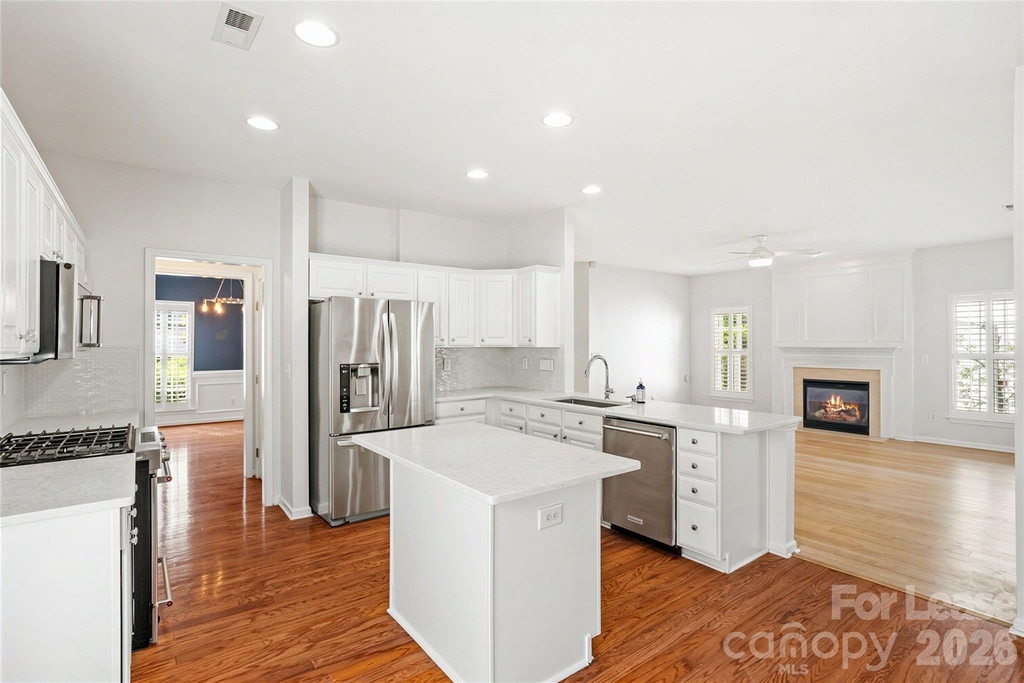 11930 Royal Castle Court - Photo 14