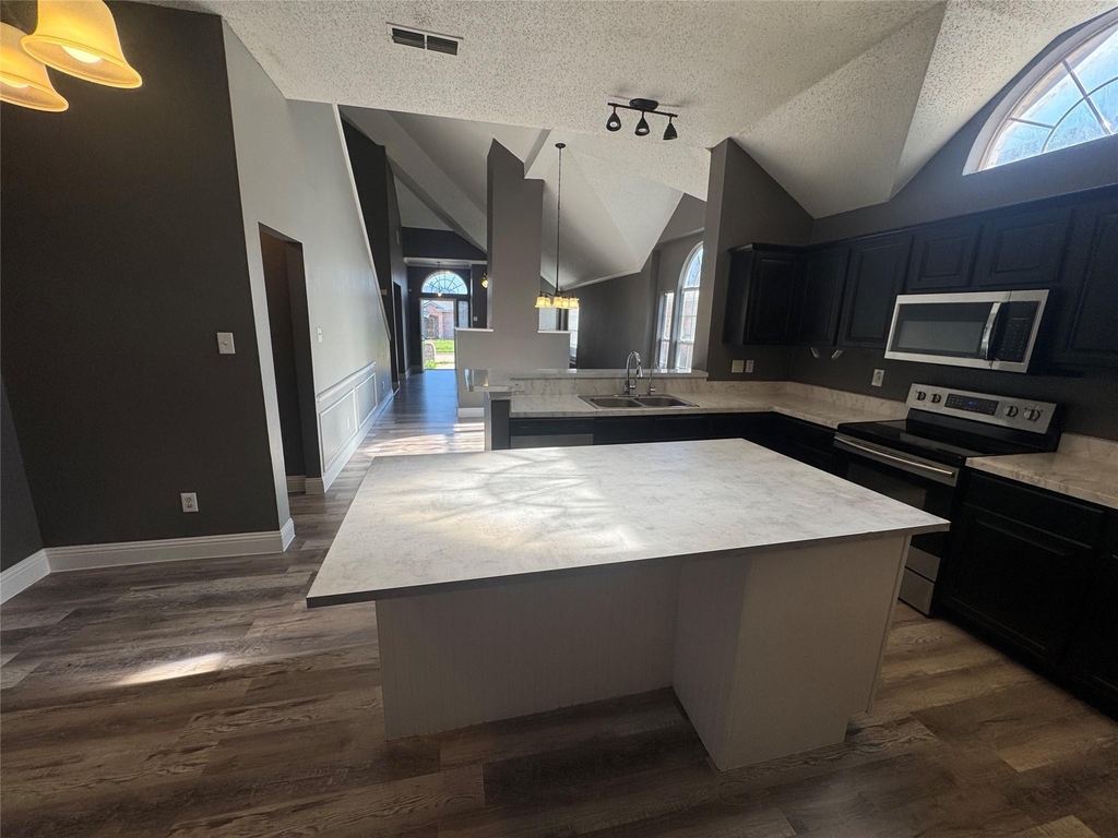 5634 Indian Hill Drive - Photo 11