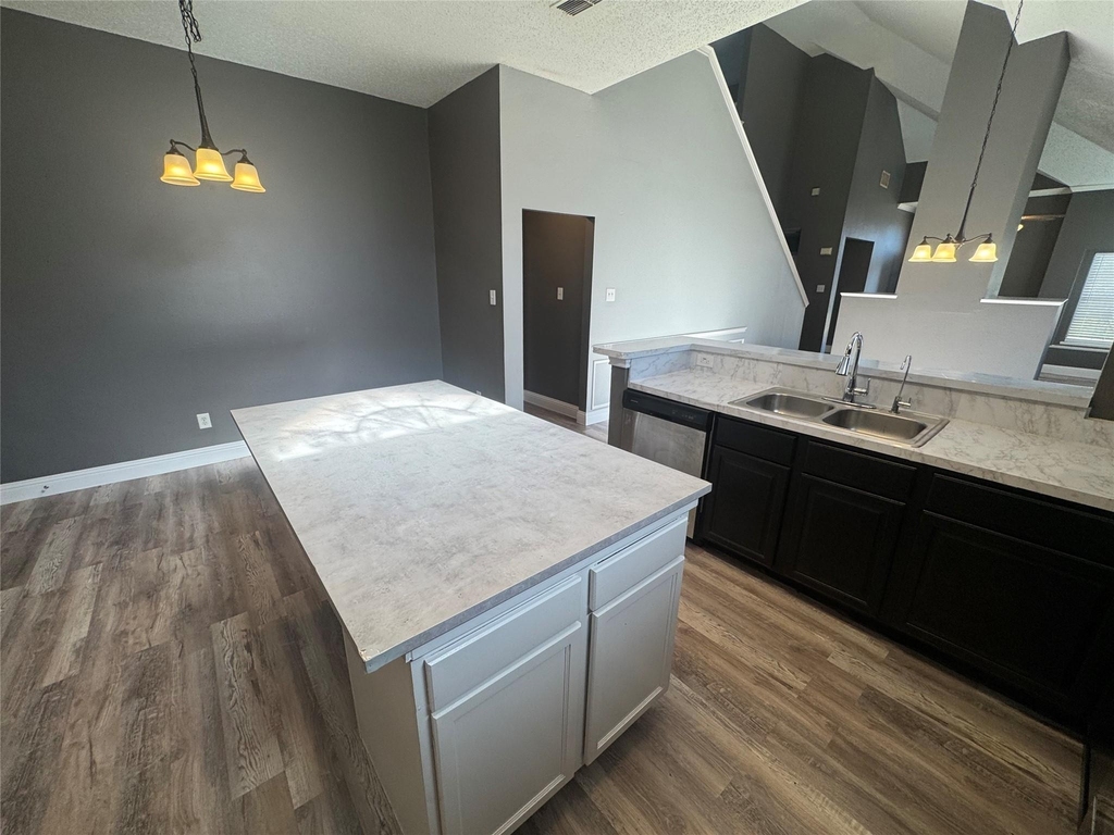 5634 Indian Hill Drive - Photo 12