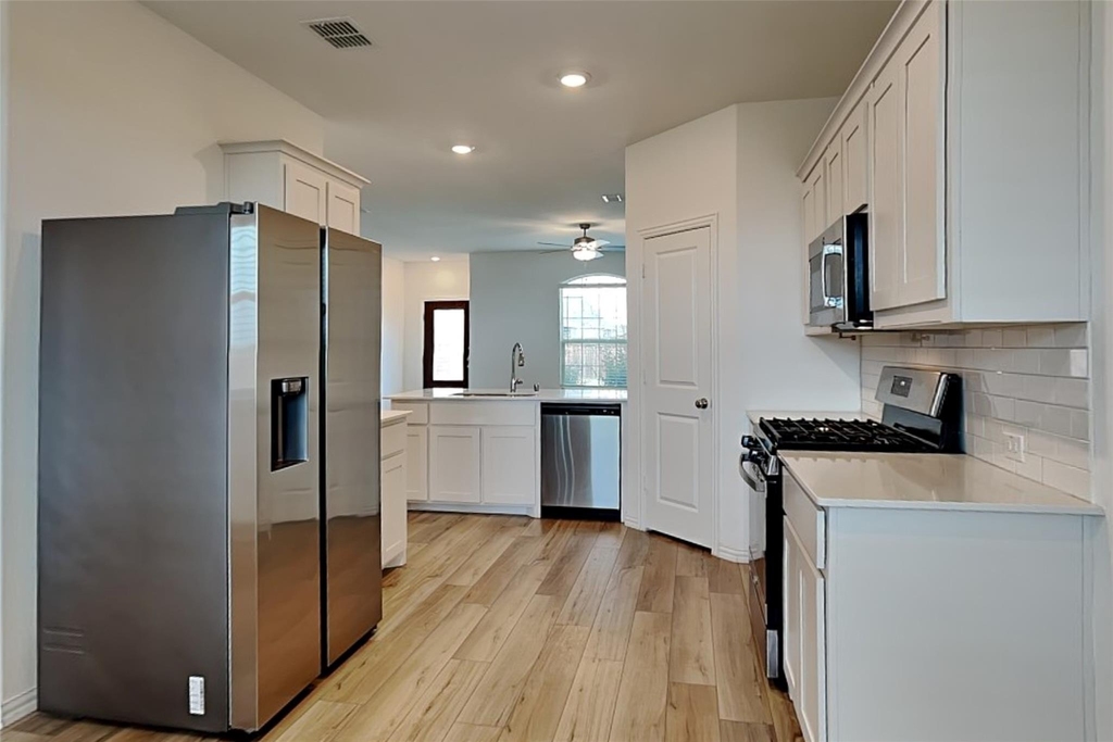 3409 Marino Drive - Photo 4
