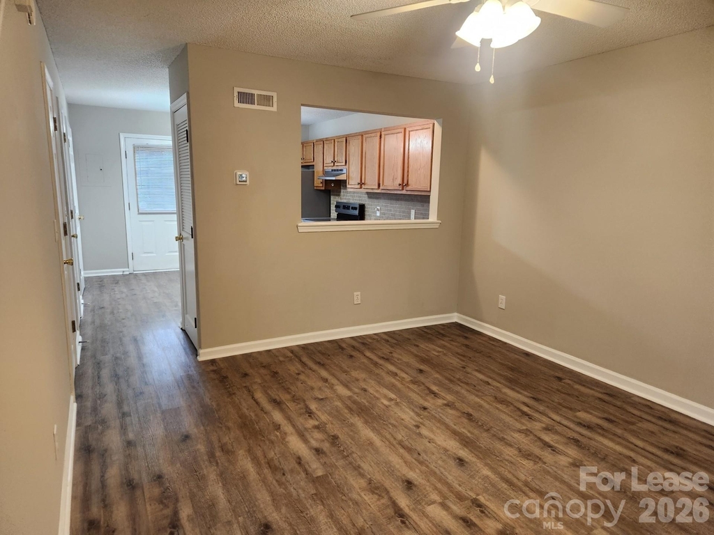 163 Pounds Avenue - Photo 3