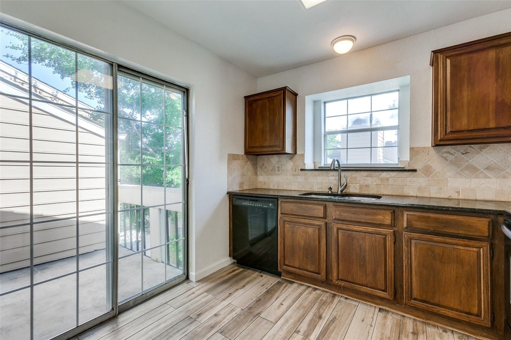 14277 Preston Road - Photo 6