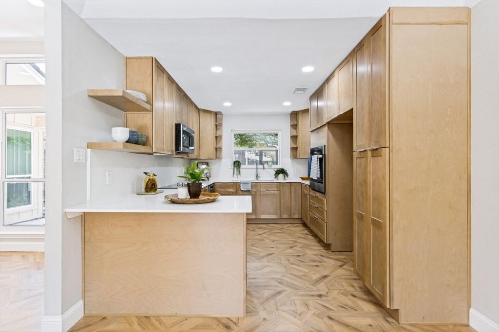 3001 Malibu Place - Photo 11