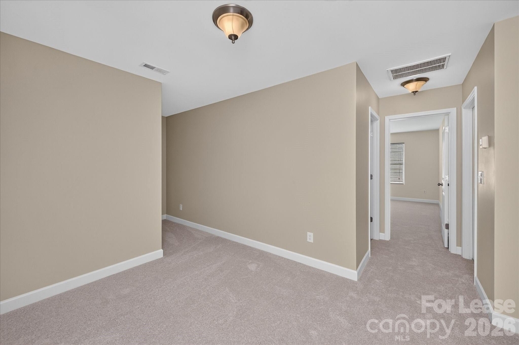 1030 Kaiser Way - Photo 32