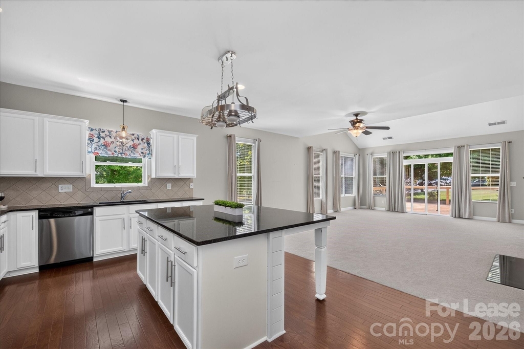 1030 Kaiser Way - Photo 13