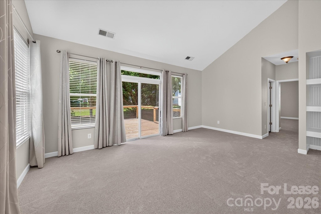 1030 Kaiser Way - Photo 20