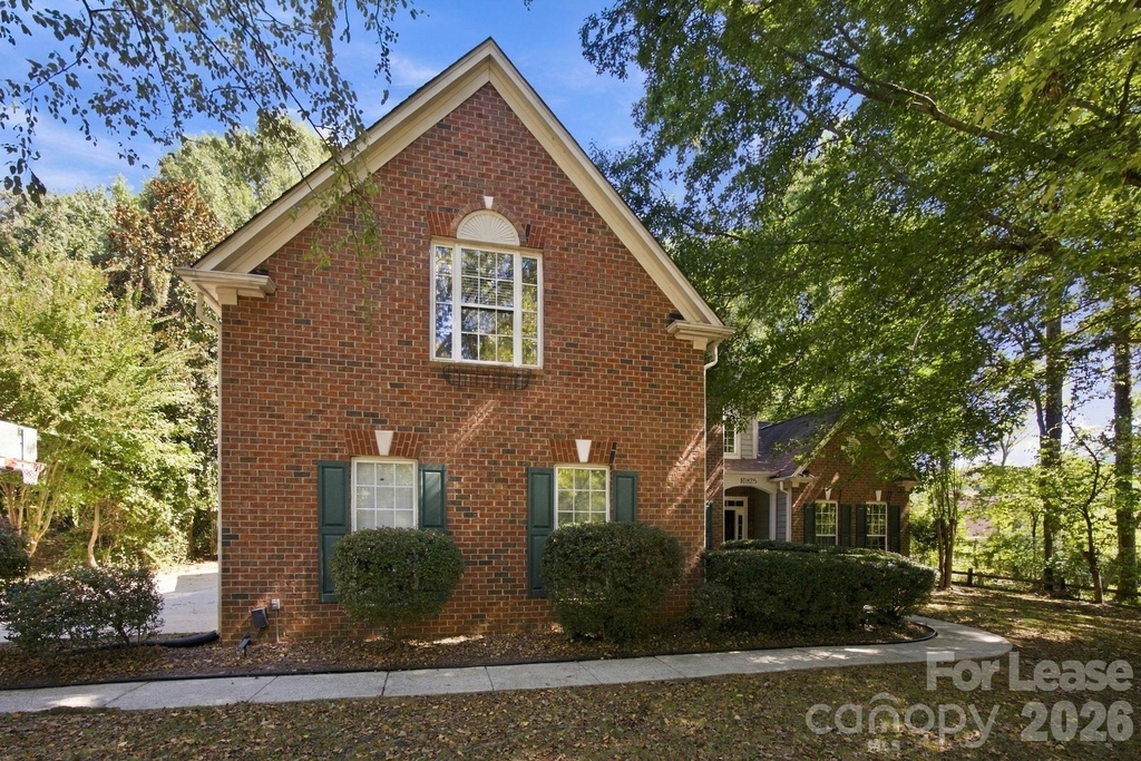 10825 Kenderly Court - Photo 30