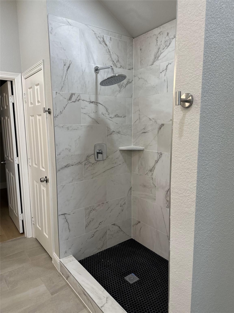 3160 Delaford Drive - Photo 3