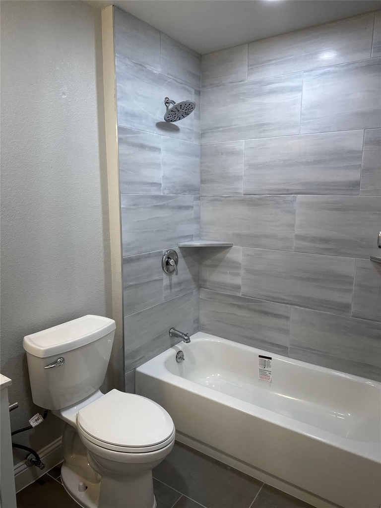 3160 Delaford Drive - Photo 18
