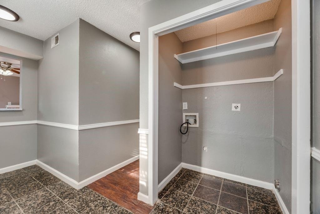 5504 Columbia Avenue - Photo 3