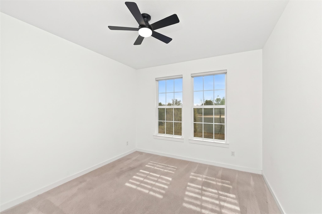 695 Vista Del Lago Drive - Photo 17